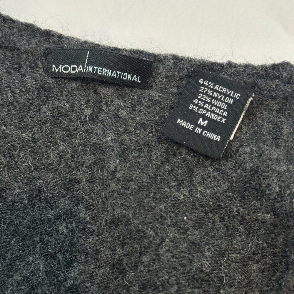 Victoria's Secret M Angel Boucle Fitted Charcoal Grey Cozy Warm Sweater - Picture 2 of 7
